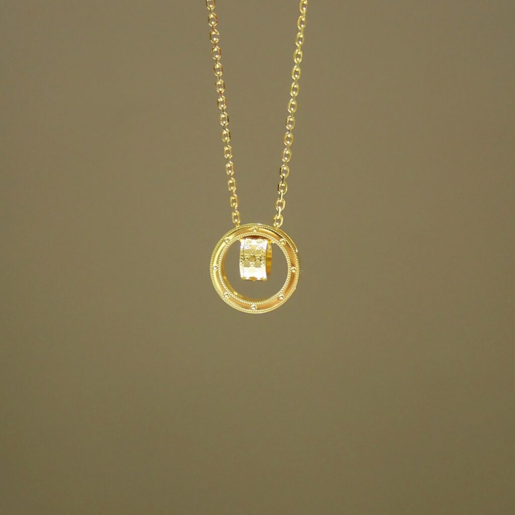 916 Gold Chain Necklace 万字套链项链 RM2,863.00